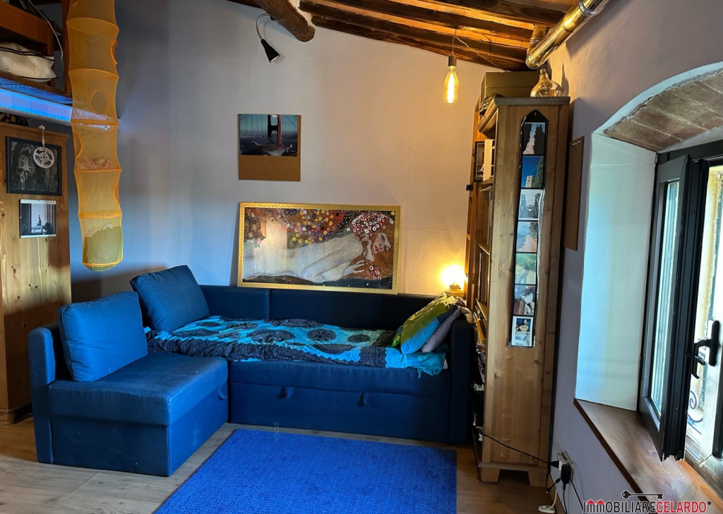 Apartments for sale  48 sqm excellent condition, Casole d'Elsa, locality Pievescola