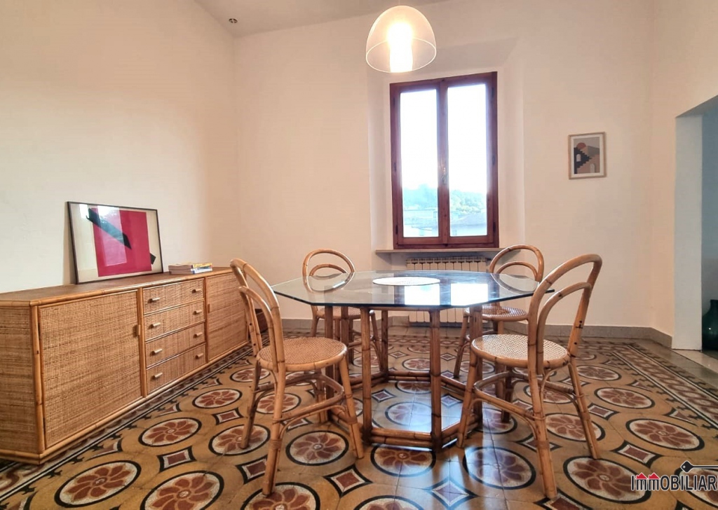 Apartments for sale  90 sqm, Colle di Val d'Elsa, locality semicentrale