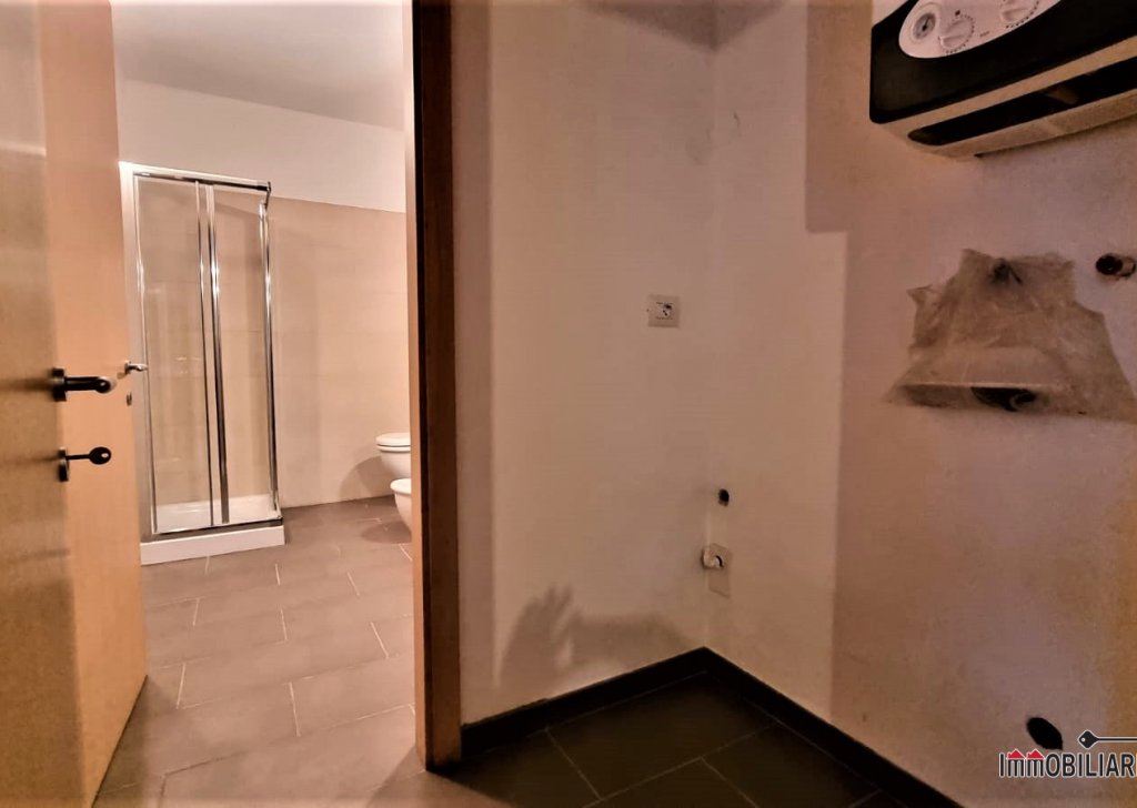 Sale Apartments Colle di Val d'Elsa - Apartment with carport Locality 