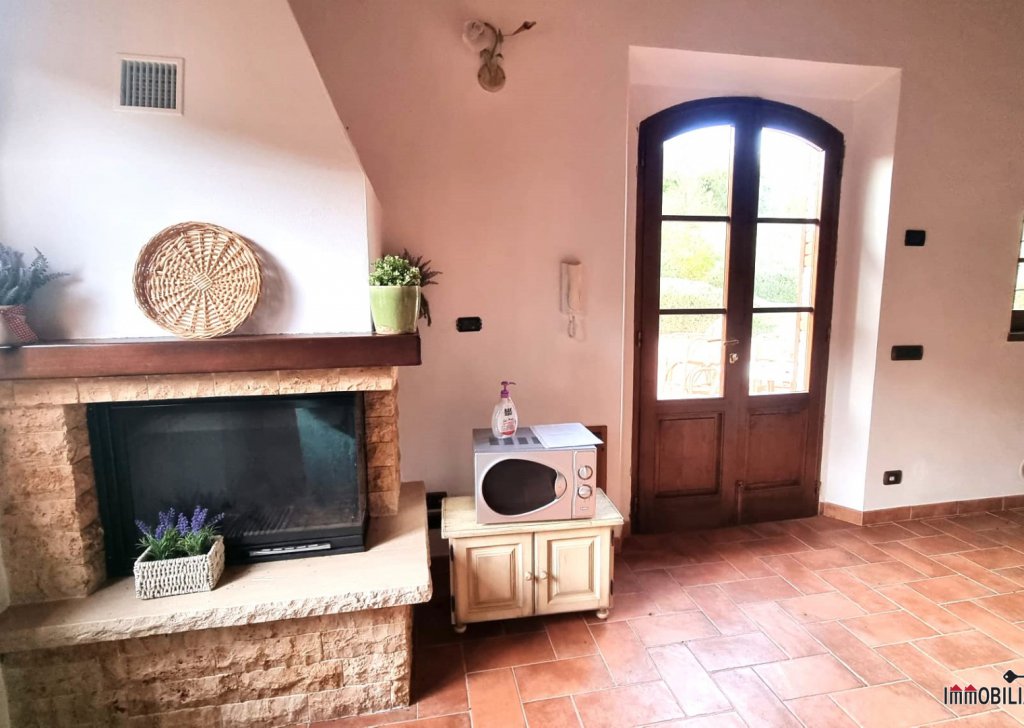 Sale villas Gaiole in Chianti - Wonderful stone villa in Chianti Locality 