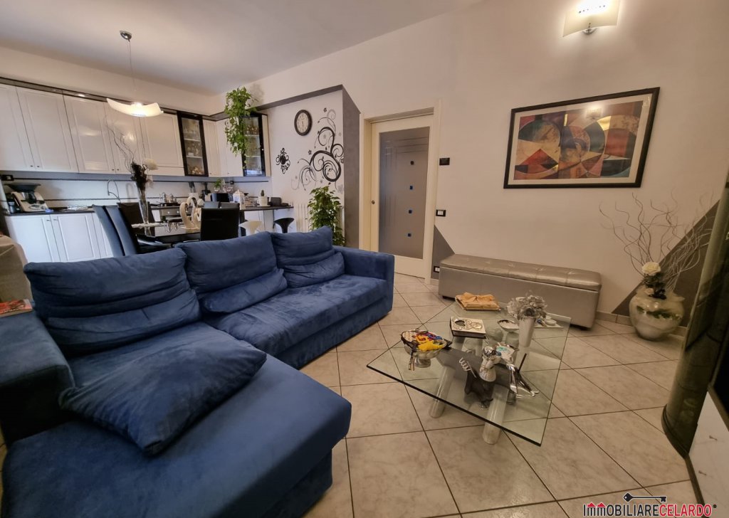 Sale Apartments Colle di Val d'Elsa - apartment in the central area Locality 