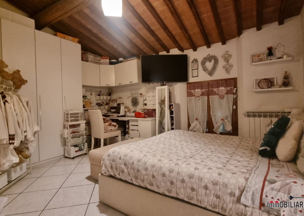 Appartamenti  quadrilocale in vendita  108 m² ottime condizioni, Colle di Val d'Elsa