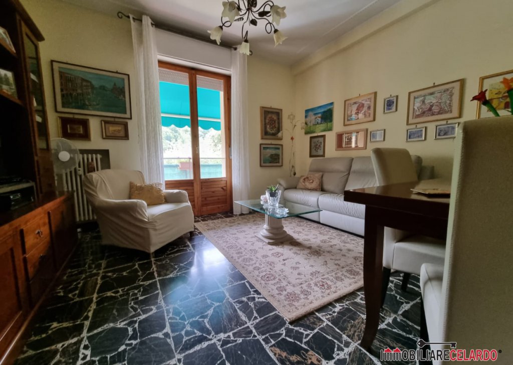 Sale Apartments Colle di Val d'Elsa - property in the central area Locality 