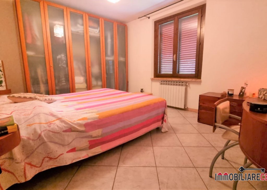 Sale Apartments Radicondoli - apartment on the second floor Locality 