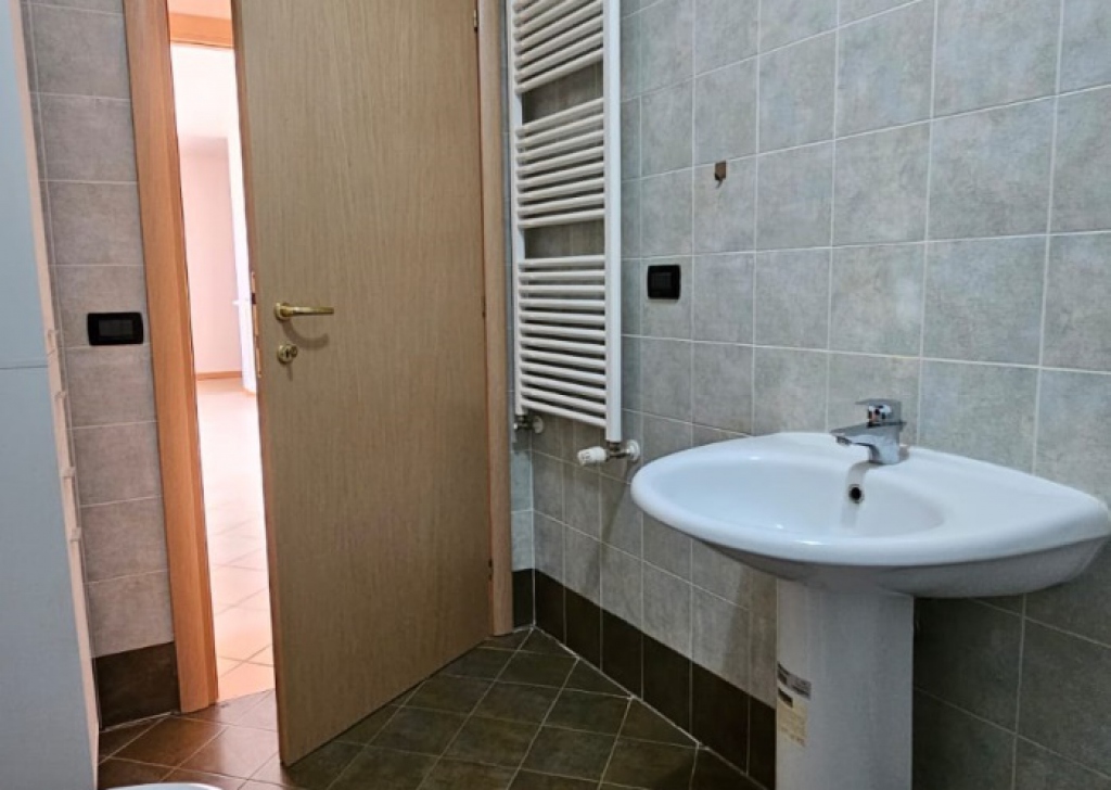 Apartments for sale  66 sqm excellent condition, Colle di Val d'Elsa, locality tra Campolungo e Gracciano