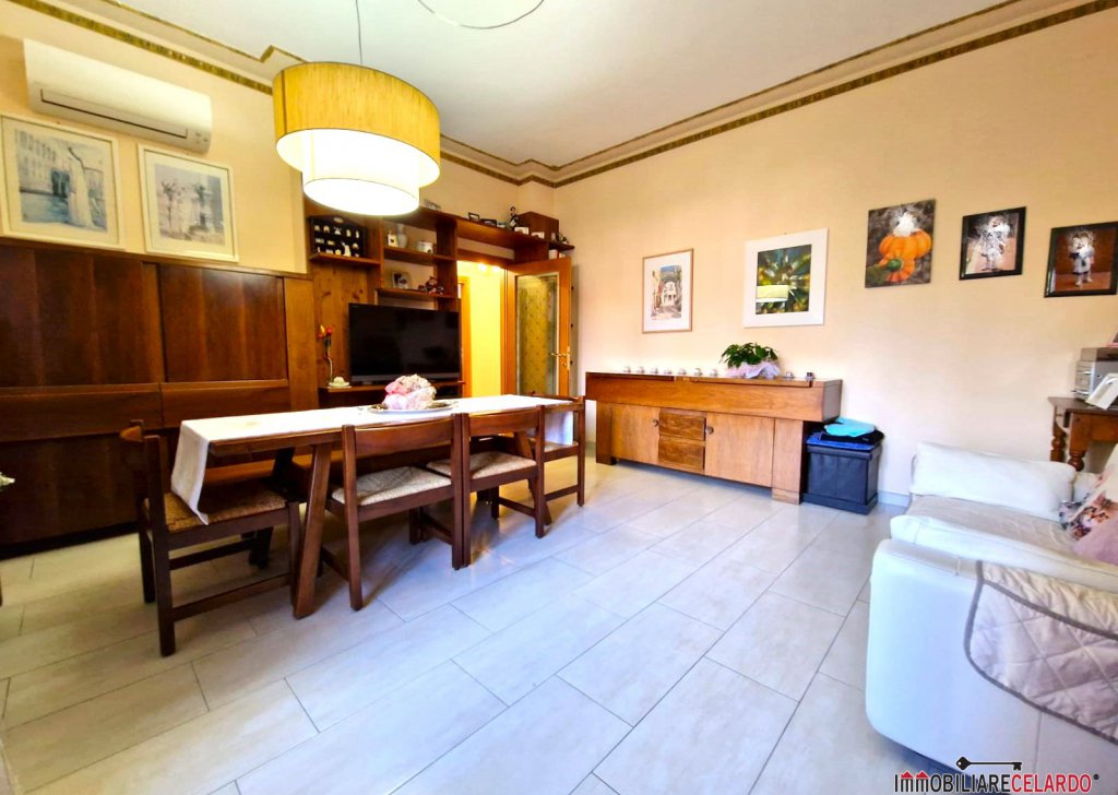 Sale Apartments Colle di Val d'Elsa - First floor apartment with elevator Locality 