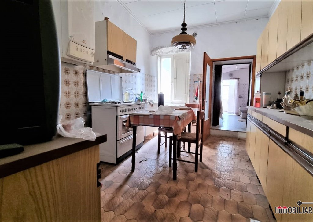 Sale Apartments Colle di Val d'Elsa - Property consisting of 3 apartments, cellar and warehouse Locality 