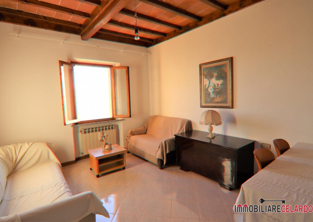 Sale Apartments Colle di Val d'Elsa - Townhouse with independent entrance Locality 