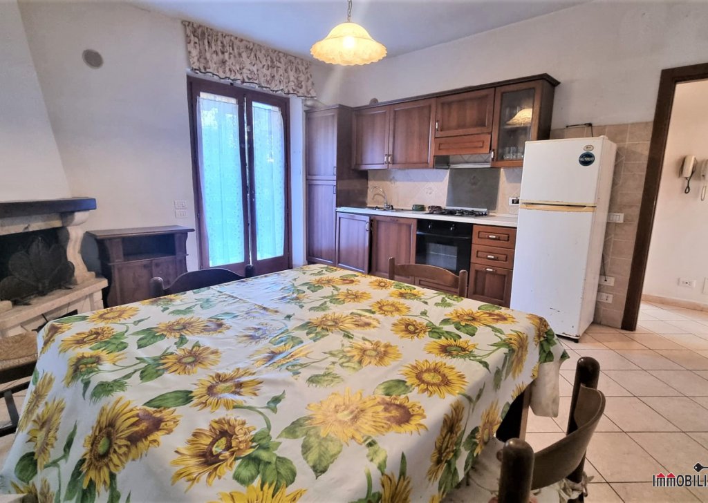 Vendita Appartamenti  Colle di Val d'Elsa - Appartamento al piano terra con resede esclusivo Località Campolungo