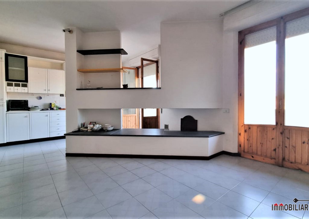 Sale Apartments Colle di Val d'Elsa - Apartment with 2 double bedrooms and 2 bathrooms Locality 