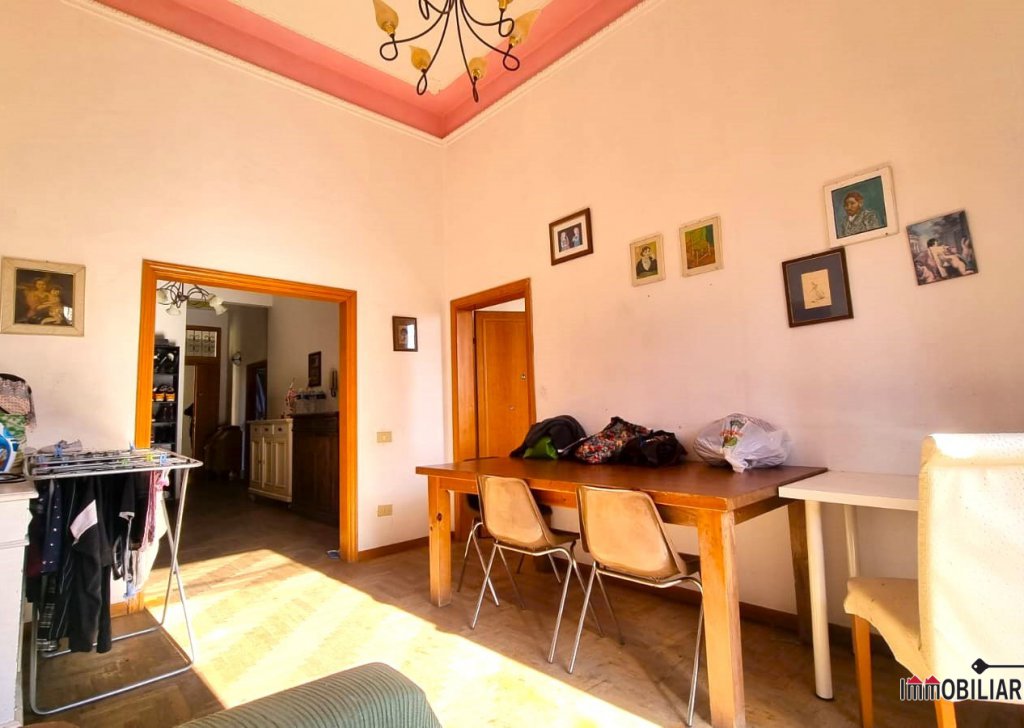 Sale Apartments Colle di Val d'Elsa - Apartment with 4 open sides and independent entrance Locality 