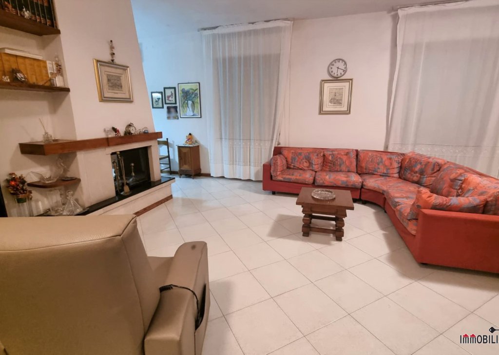 Sale Apartments Colle di Val d'Elsa - apartment with large terrace Locality 