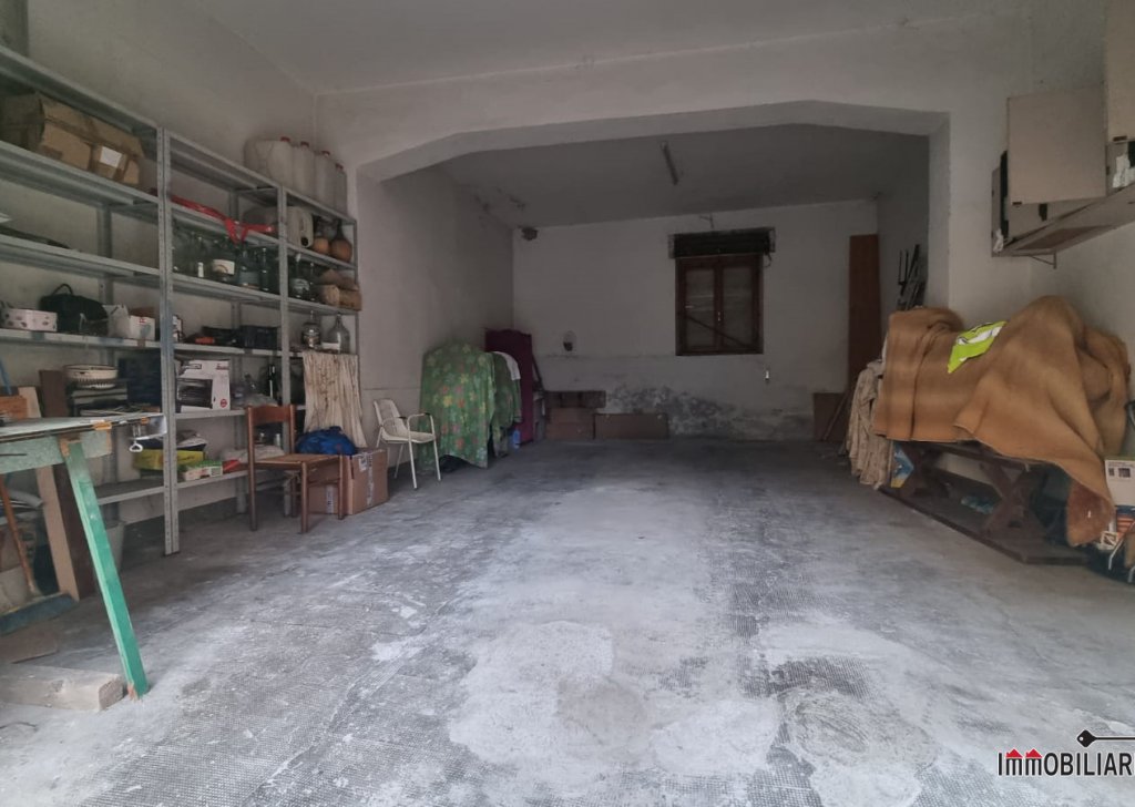 Apartments for sale  84 sqm excellent condition, Poggibonsi, locality poggibonsi
