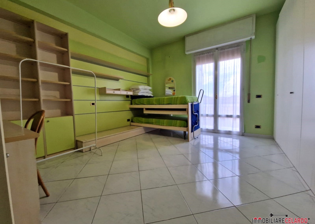 Apartments for sale  100 sqm excellent condition, Poggibonsi, locality poggibonsi