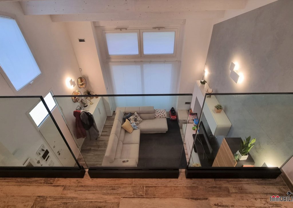 villas for sale  225 sqm excellent condition, Colle di Val d'Elsa, locality Le Grazie