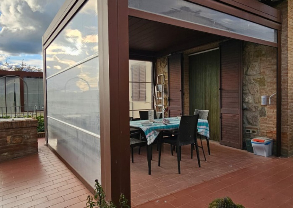 ville in vendita  234 m² ottime condizioni, Colle di Val d'Elsa, località Le Grazie
