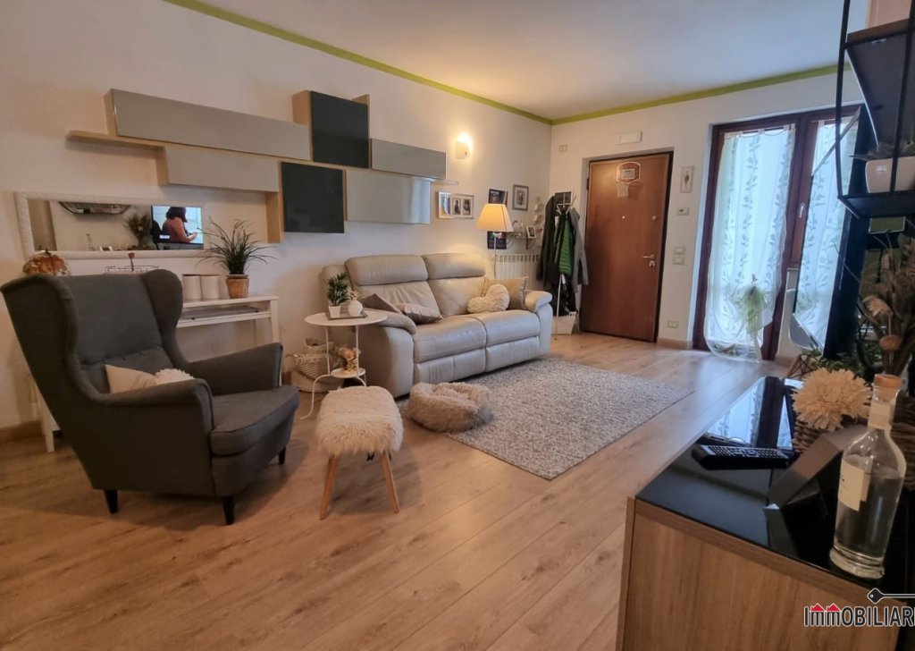 villas for sale  160 sqm excellent condition, Colle di Val d'Elsa, locality Campolungo