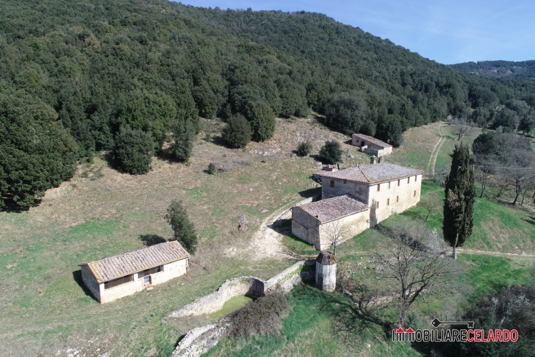 casa indipendente in vendita a Casole d'Elsa