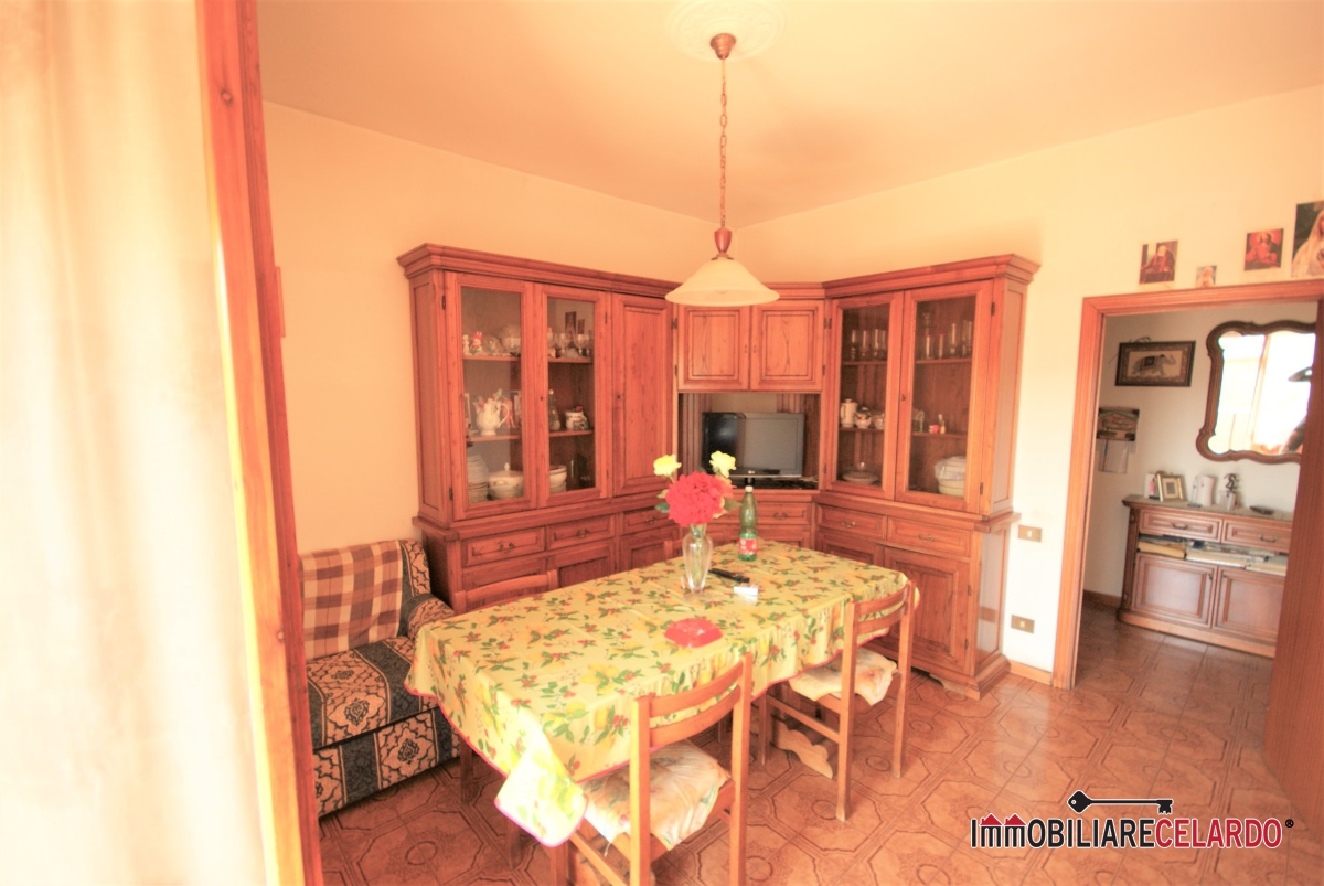  poggibonsi vendita quart: staggia senese immobiliare-celardo
