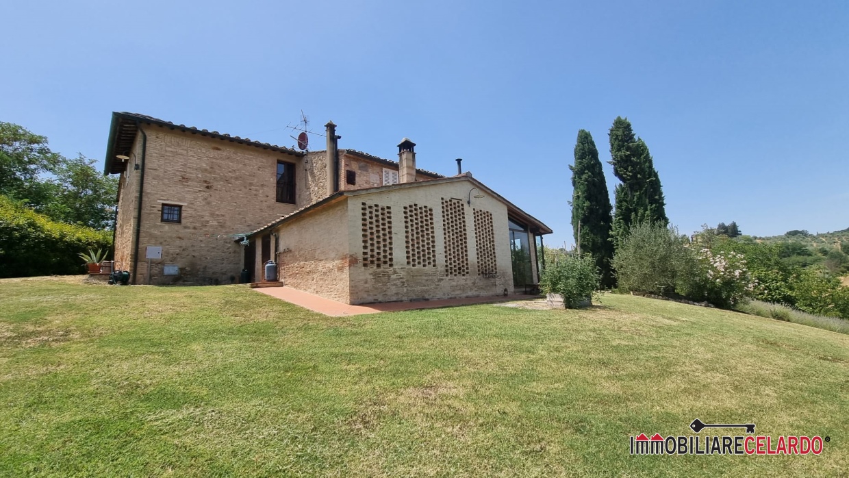villa in https://maps.app.goo.gl/mxUh1p2xAvZdthnBA a San Gimignano